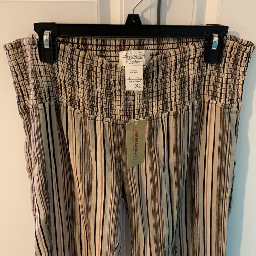 Pants - Picture 2 of 3